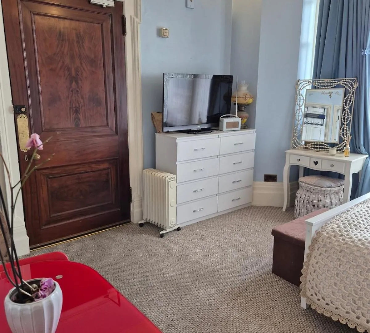 Studio Flat Facing The Beach Hove